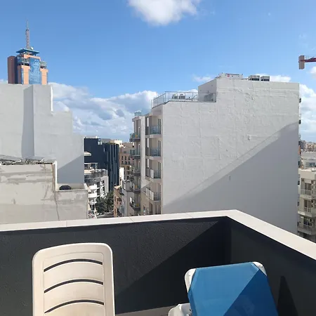 Magnolia מלון Saint Julian's