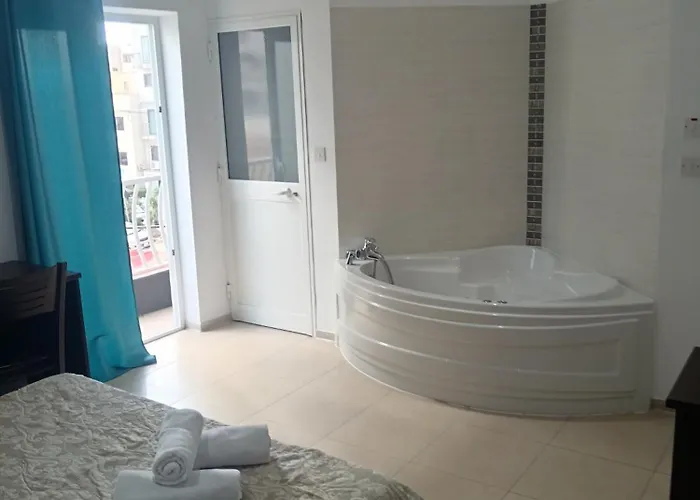 Magnolia Otel Saint Julian's