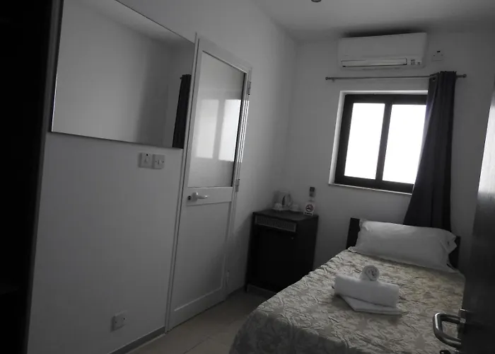 Magnolia 3* Saint Julian's